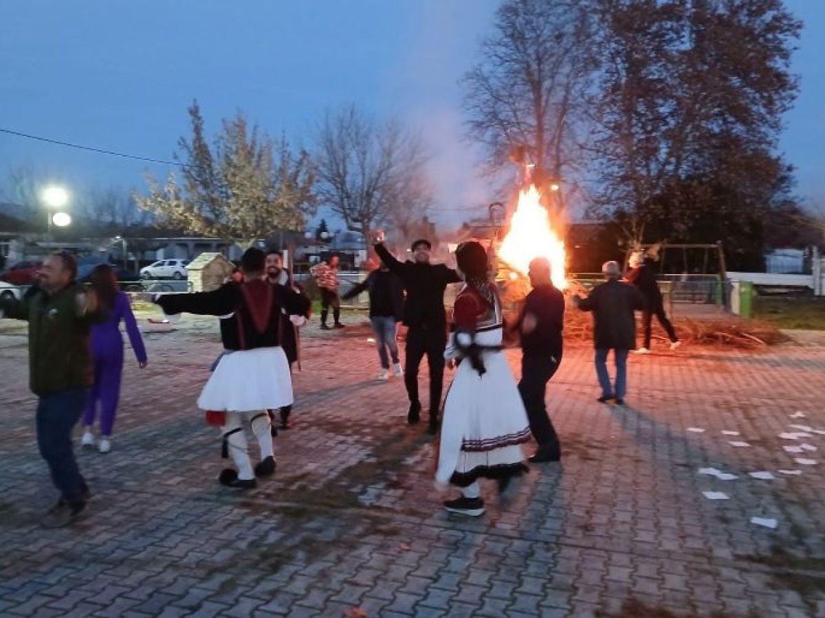 Παραδοσιακά Ρογκατσάρια στη Φανερωμένη Τρικάλων