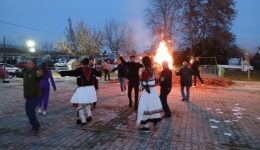 paradosiaka-rogkatsaria-sti-faneromeni-trikalon