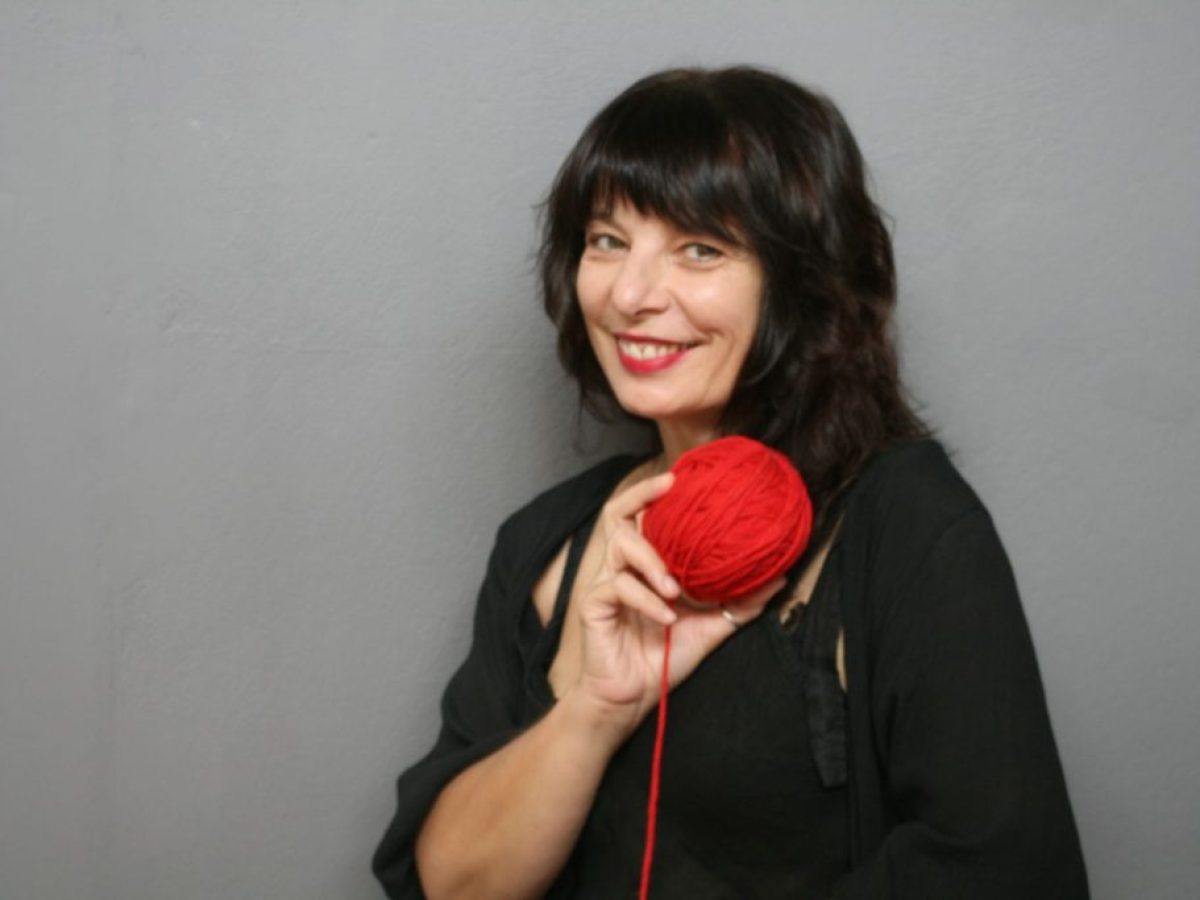 Παράσταση αφήγησης: Δράκοι και Νεράιδες στο βιβλιοπωλείο Γιάφκα