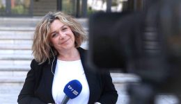 paremvasi-esiethste-e-iper-tis-dimosiografou
