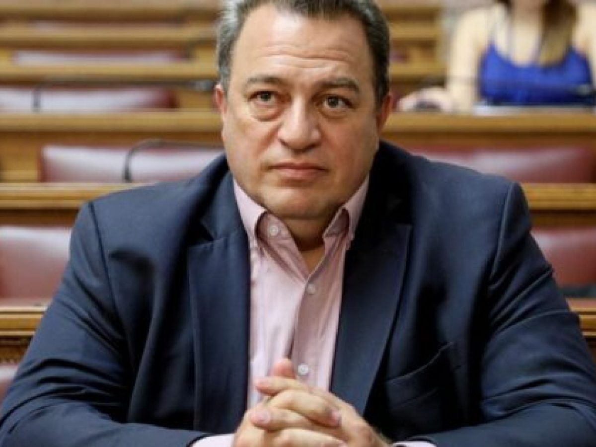 Παρουσίαση του επιστημονικού τόμου για την Τεχνητή Νοημοσύνη του Ευριπίδη Στυλιανίδη στο Μέγαρο Μουσικής Κομοτηνής, με ομιλητές τους Ρουσόπουλο και Βενιζέλο