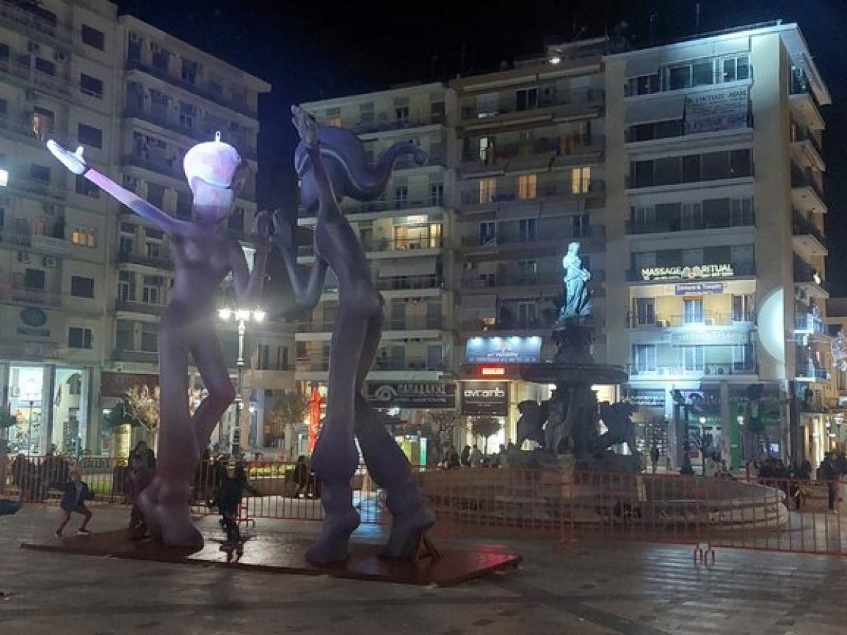 &Pi;ά&tau;&rho;&alpha; &ndash; Carni-LAB: &Alpha;&pi;&omicron;&kappa;&alpha;&lambda;&upsilon;&pi;&tau;ή&rho;&iota;&alpha; &gamma;&iota;&alpha; &tau;&omicron;&upsilon;&sigmaf; &delta;ύ&omicron; &nu;έ&omicron;&upsilon;&sigmaf; &mu;&pi;ά&sigma;&tau;&alpha;&kappa;&epsilon;&sigmaf; &sigma;&tau;&eta;&nu; &Pi;&lambda;&alpha;&tau;&epsilon;ί&alpha; &Gamma;&epsilon;&omega;&rho;&gamma;ί&omicron;&upsilon; (&phi;&omega;&tau;&omicron;)