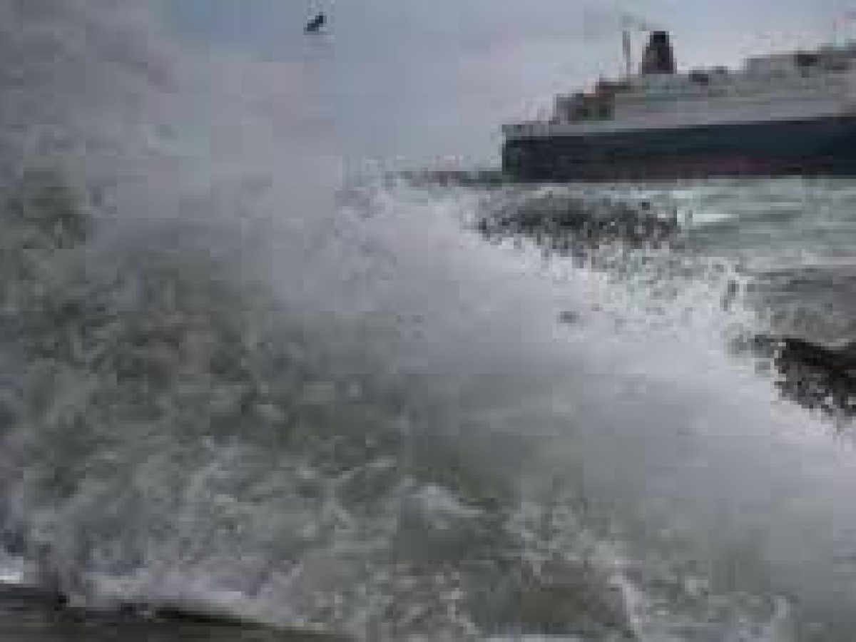 Πάτρα: Δεν εκτελούνται δρομολόγια στη Ζάκυνθο λόγω κακοκαιρίας – Ταλαιπωρία για το επιβατικό κοινό