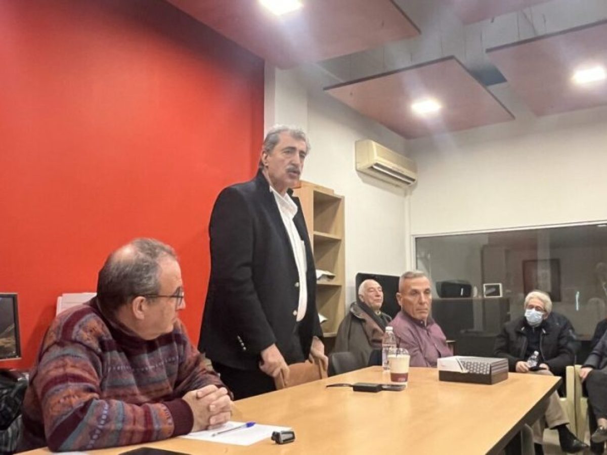 &Pi;&alpha;ύ&lambda;&omicron;&sigmaf; &Pi;&omicron;&lambda;ά&kappa;&eta;&sigmaf;: &Omicron; &Sigma;&Upsilon;&Rho;&Iota;&Zeta;&Alpha; &epsilon;ί&nu;&alpha;&iota; &tau;&omicron; &mu;ό&nu;&omicron; &kappa;ό&mu;&mu;&alpha; &pi;&omicron;&upsilon; &delta;&iota;&alpha;&tau;&upsilon;&pi;ώ&nu;&epsilon;&iota; &alpha;&rho;&iota;&sigma;&tau;&epsilon;&rho;ή &kappa;&upsilon;&beta;&epsilon;&rho;&nu;&eta;&tau;&iota;&kappa;ή &pi;&rho;ό&tau;&alpha;&sigma;&eta;