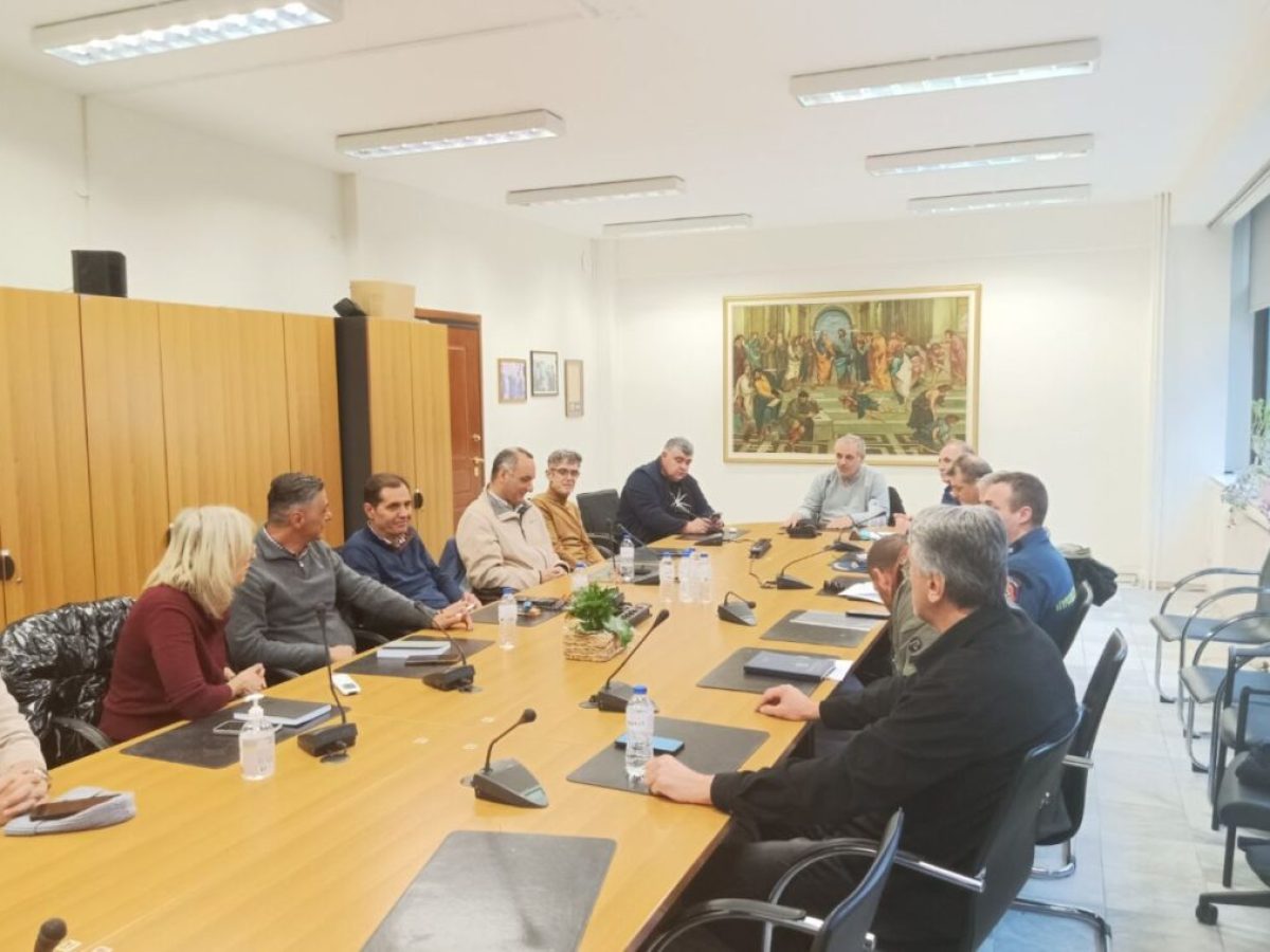 &Pi;&epsilon;&rho;&iota;&phi;έ&rho;&epsilon;&iota;&alpha; &Delta;&upsilon;&tau;&iota;&kappa;ή&sigmaf; &Mu;&alpha;&kappa;&epsilon;&delta;&omicron;&nu;ί&alpha;&sigmaf;: &Alpha;&nu;&tau;&iota;&mu;&epsilon;&tau;ώ&pi;&iota;&sigma;&eta; &kappa;&iota;&nu;&delta;ύ&nu;&omega;&nu; &alpha;&pi;ό &chi;&iota;&omicron;&nu;&omicron;&pi;&tau;ώ&sigma;&epsilon;&iota;&sigmaf; &kappa;&alpha;&iota; &pi;&alpha;&gamma;&epsilon;&tau;ό