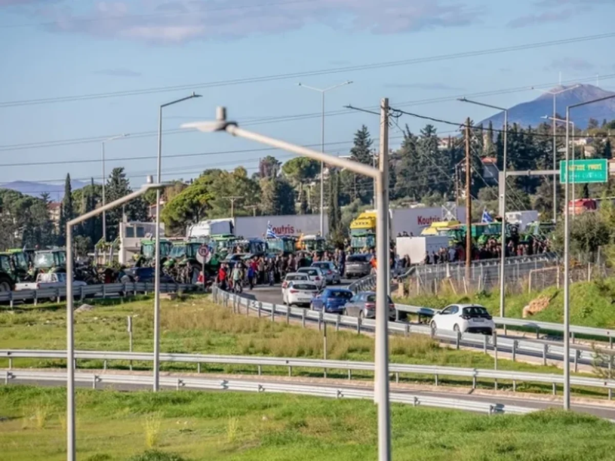 Περιμετρική Πάτρας: «Δεν ανοίγουμε εάν δεν οριστεί το ραντεβού στο Μαξίμου» λένε οι αγρότες της Αχαΐας