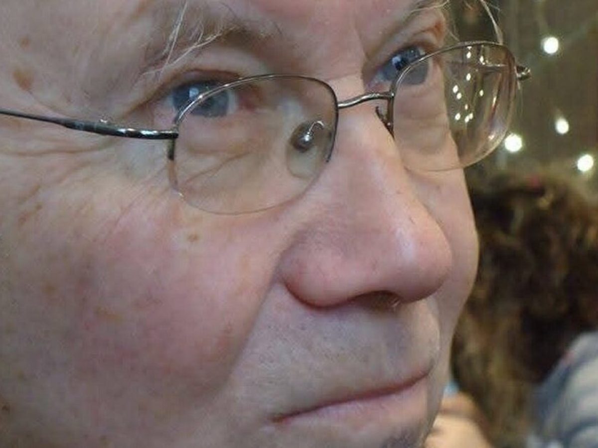 Πέθανε ο δημοσιογράφος Σταύρος Πετρακόπουλος