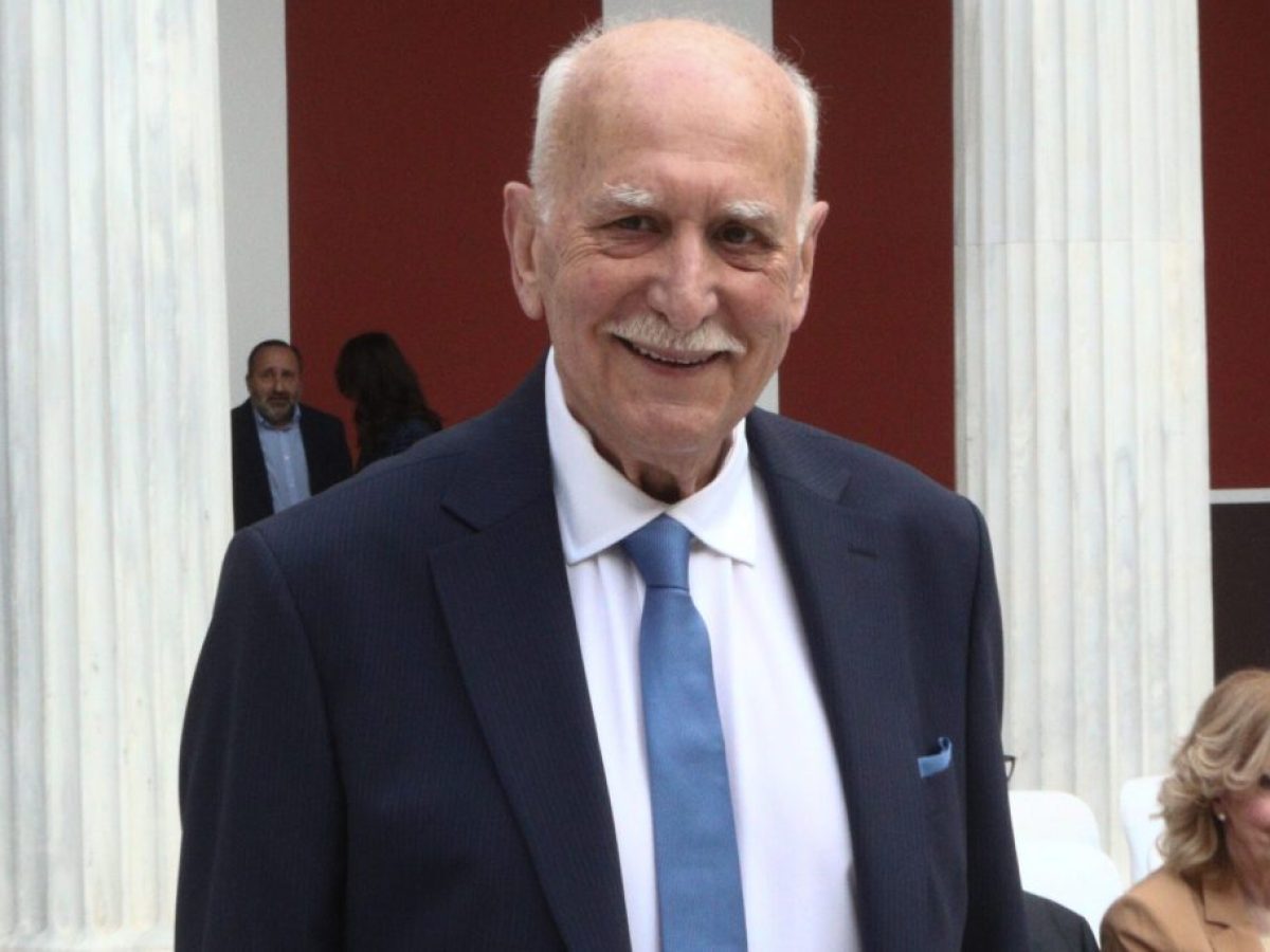 Πέθανε ο Γιώργος Παπαδάκης μετά από έμφραγμα