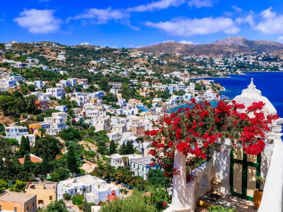 Ποια Eλληνικά νησιά κάνουν την δημογραφική ανατροπή – H Λέρος στο +0,9%