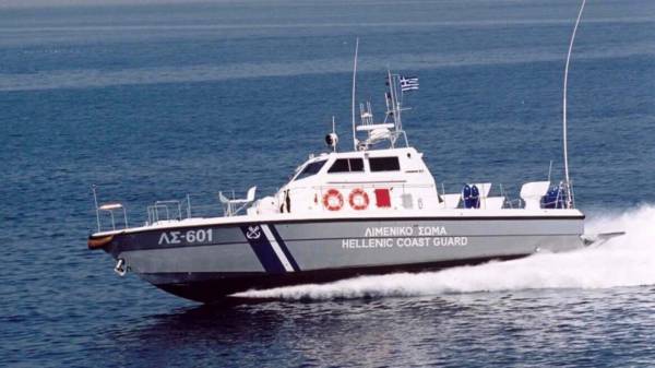 pirkagia-se-alieftiko-skafos-pou
