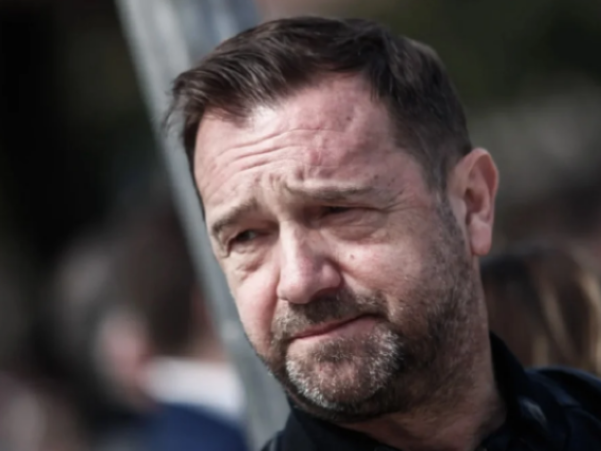 Πλακιάς για Καρυστιανού: «Κανένας συγγενής θυμάτων δεν θα την ακολουθήσει σε κόμμα – Δεν είναι μία η μάνα των Τεμπών»