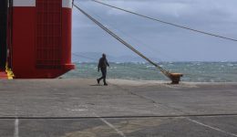 plio-edese-efnidios-sto-lavrio-5