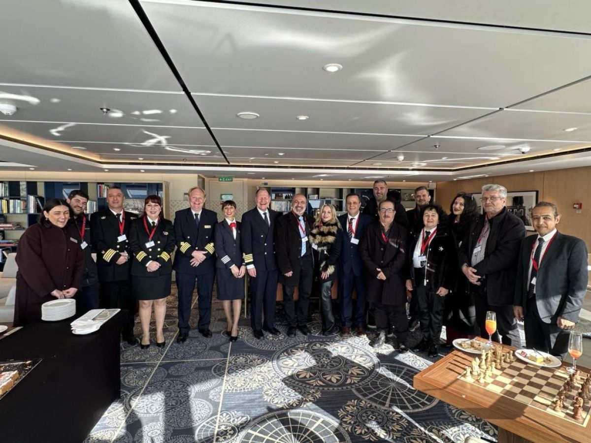 Ποδαρικό του θαλάσσιου τουρισμού στη Ρόδο με την πρώτη άφιξη κρουαζιερόπλοιου στην Ελλάδα για το 2026