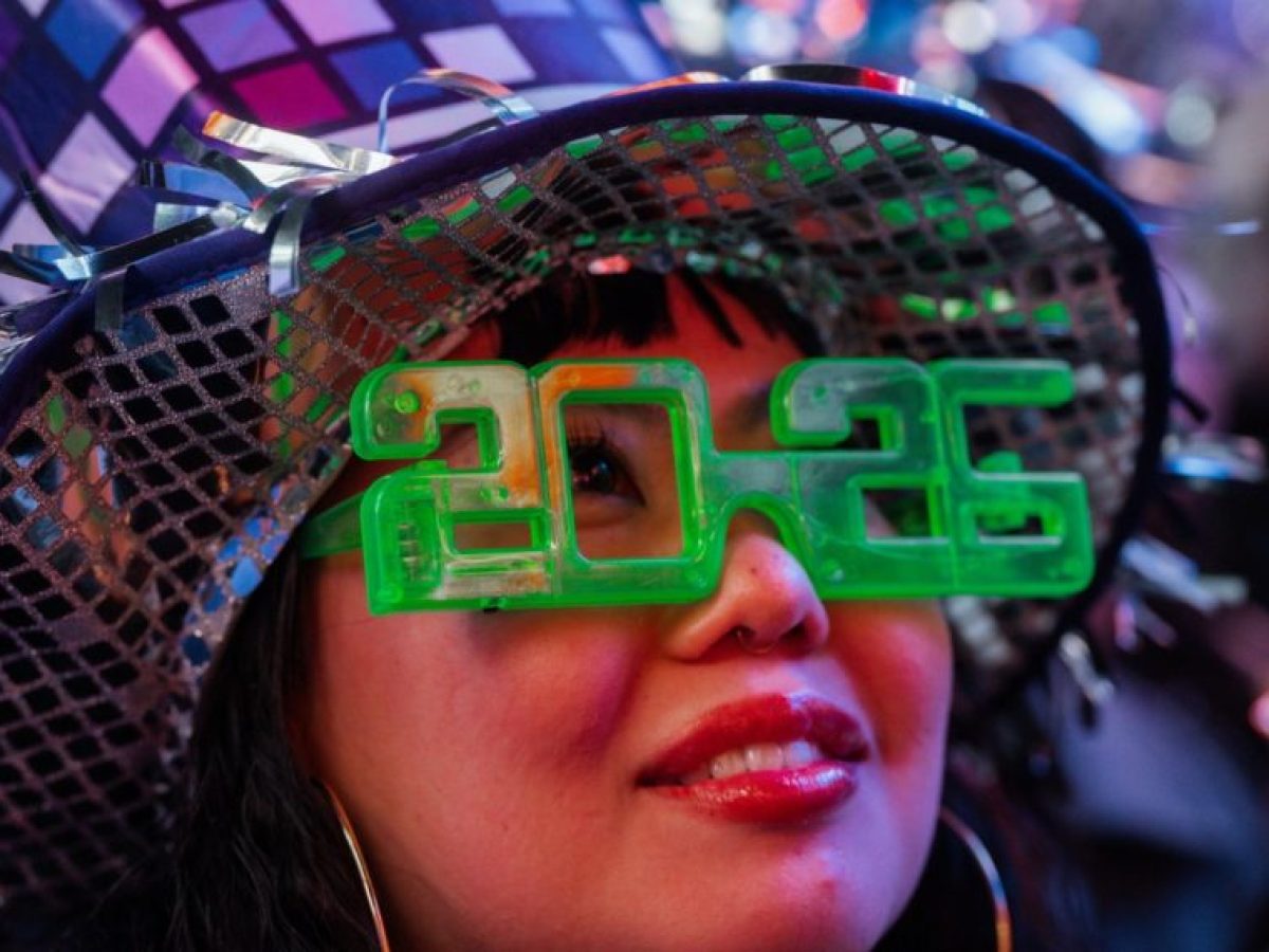 Πώς υποδέχθηκε ο κόσμος την Πρωτοχρονιά 2026: Εντυπωσιακοί εορτασμοί (βίντεο)