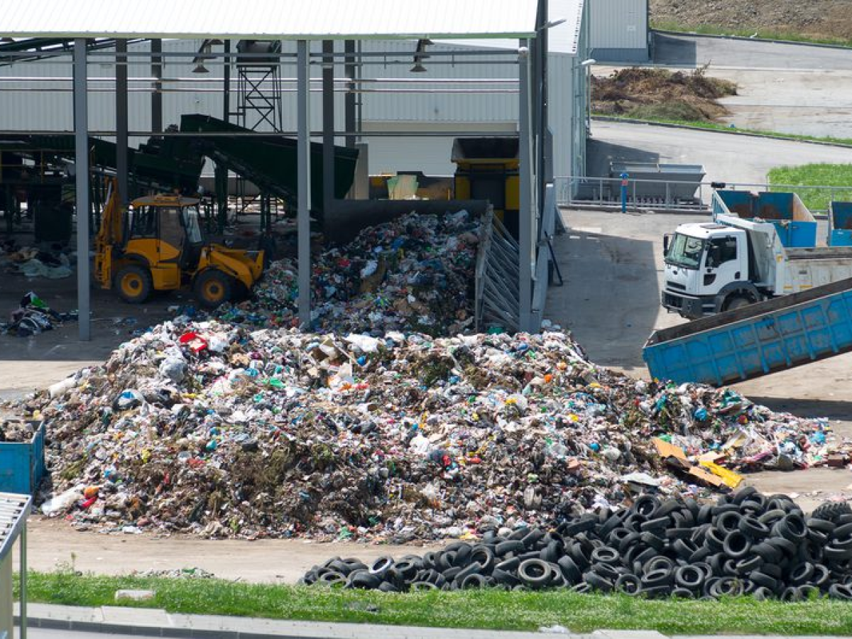 Προκηρύχθηκε η Α’ Φάση του διαγωνισμού για νέες υποδομές διαχείρισης αποβλήτων σε Σύρο, Πάρο, Μύκονο, Τήνο
