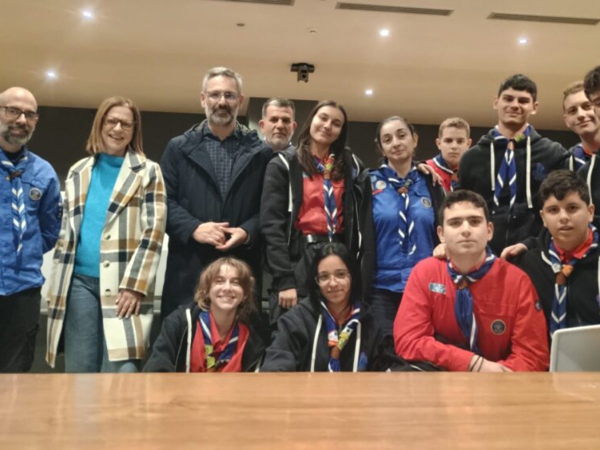 Πρόσκοποι της Νίκαιας ανακαλύπτουν την Κοζάνη μέσα από τον πολιτισμό και την παράδοση