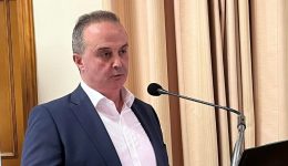 provlimatismos-tou-touristikou-kladou-gia