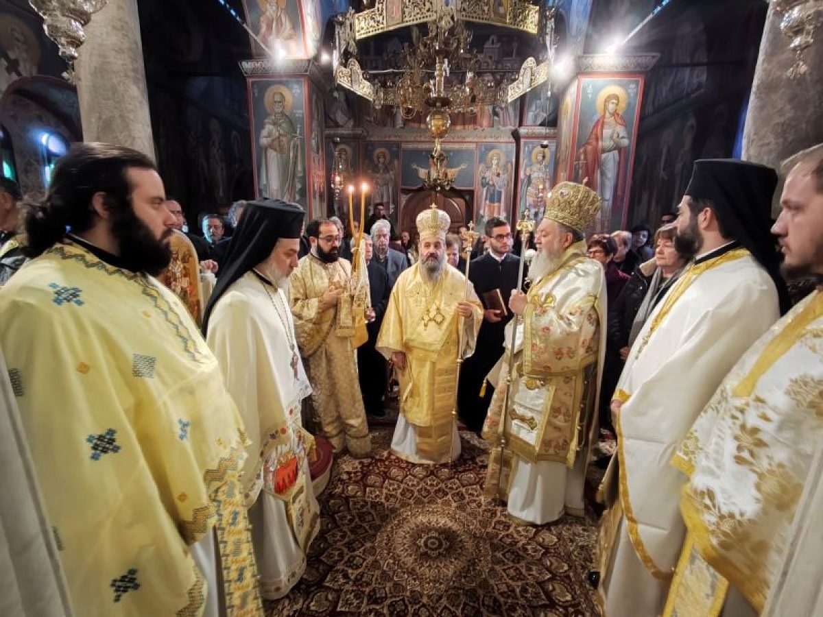 Ψαχνά: Λαμπρότητα και κατάνυξη στην ιστορική Μονή του Οσίου Ιωάννου Καλυβίτη παρουσία Ιεραρχών