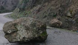 ptosi-vrachou-stin-kiparisso-&Alpha;griniou