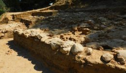 rafina-mia-akoma-simantiki-archeologiki