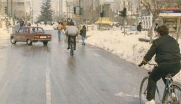 retro-i-odos-&Alpha;sklipiou-ton-1