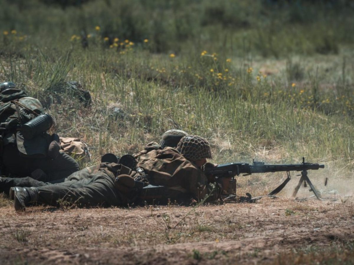 Ρόδος – Θάνατος στο πεδίο βολής: Στο μικροσκόπιο το ενδεχόμενο να υπήρξε προσπάθεια αποσυναρμολόγησης αμυντικού τύπου χειροβομβίδας
