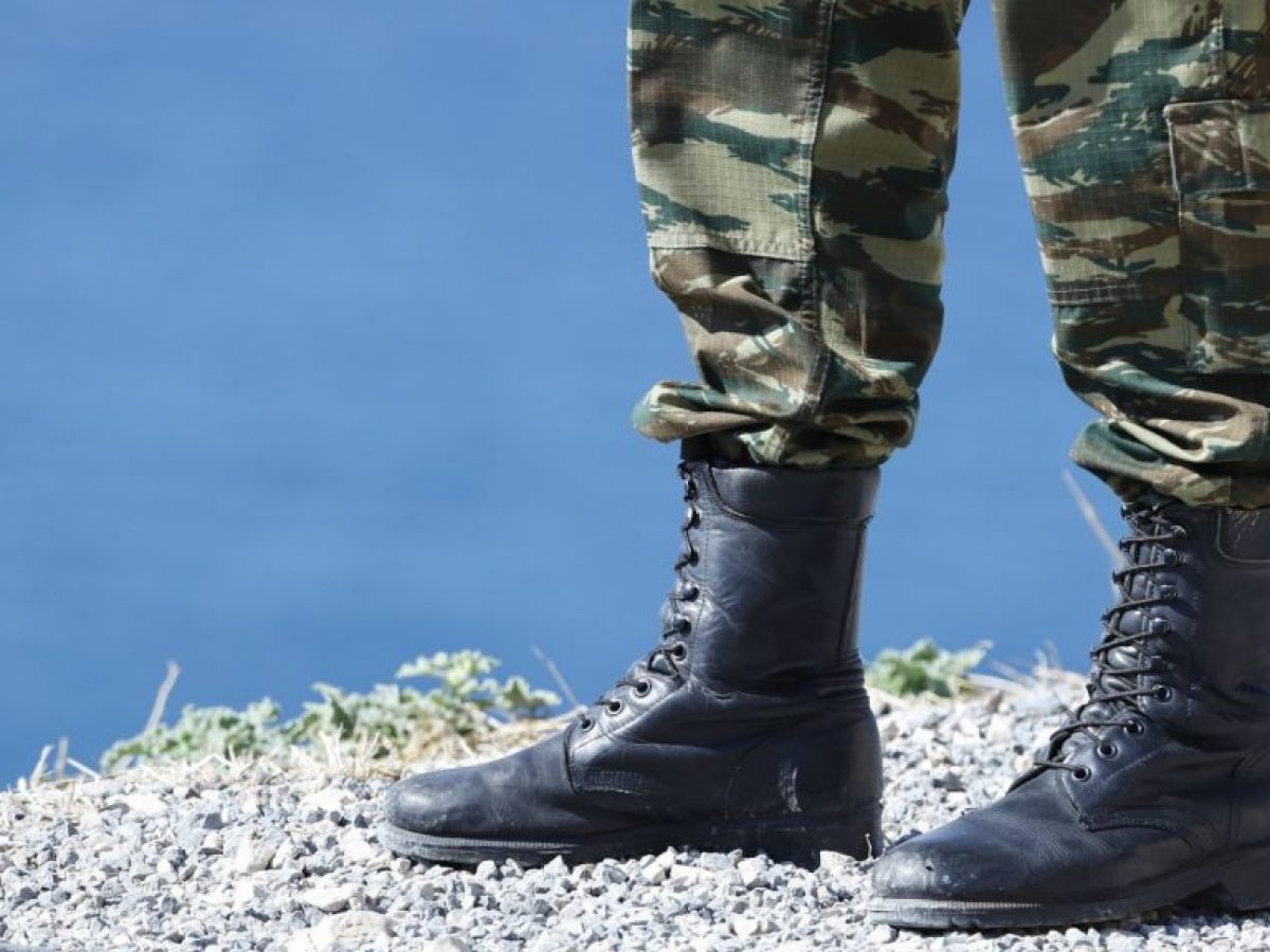 Σε διεθνές επίπεδο η δράση της Ένωσης Στρατιωτικών Χανίων: «Μέτωπο» κατά του πολυνομοσχεδίου και νομική «ασπίδα» για τα μέλη