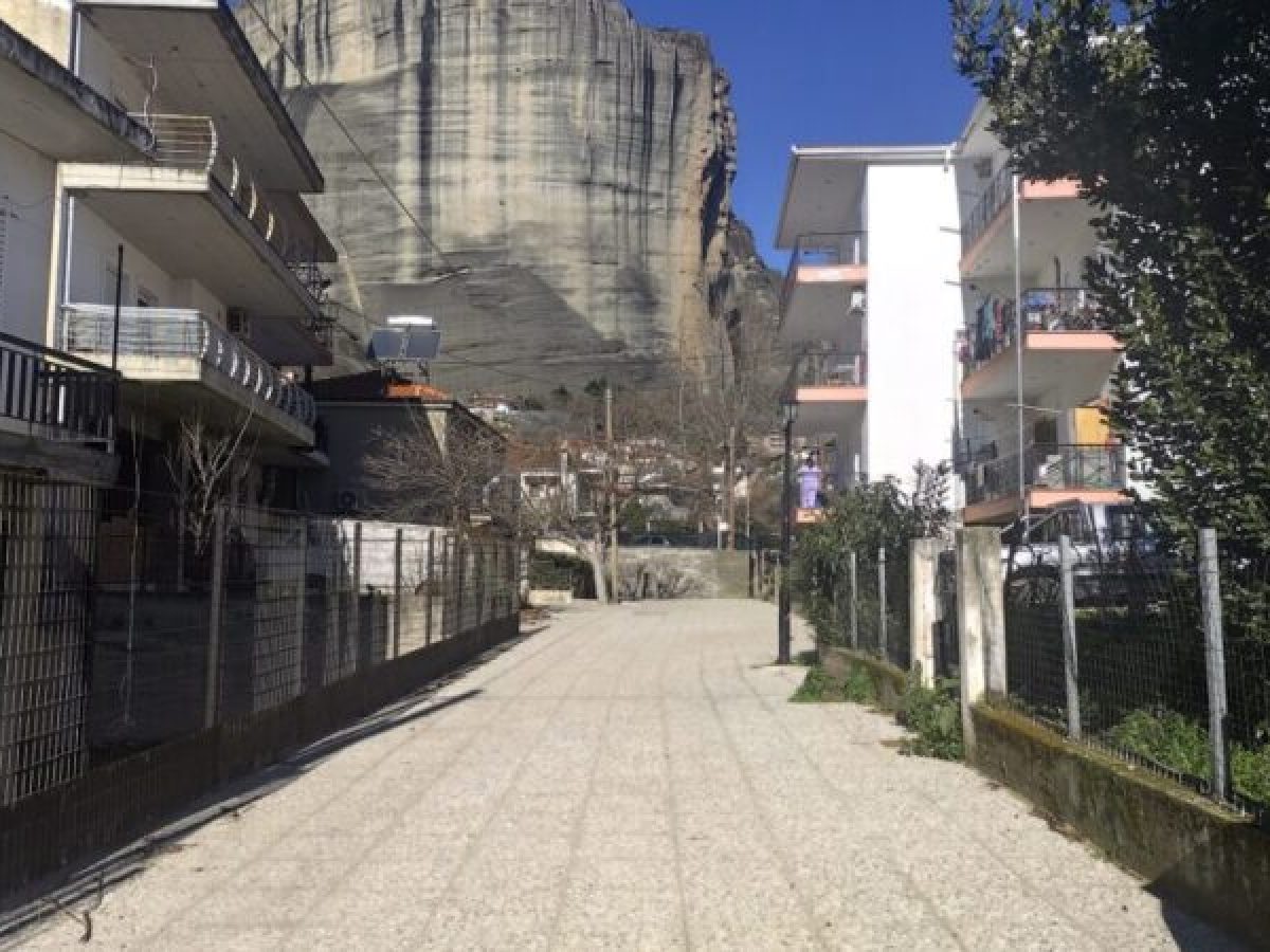 Σε εξέλιξη έργο ανάπλασης στο κέντρο της Καλαμπάκας