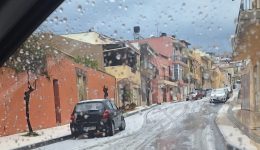 se-portokali-sinagermo-i-kriti