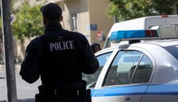 serres-&ndash;-apoklistiko-kathigitria-sinelifthi