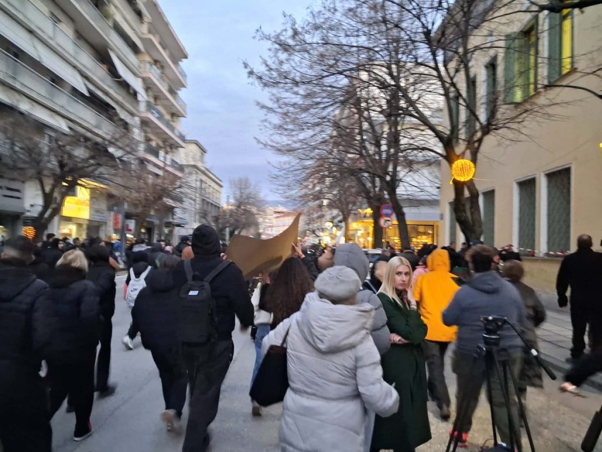 Σέρρες: Προφυλακιστέος ο 16χρονος για τον θανάσιμο ξυλοδαρμό του 17χρονου – Φυγαδεύτηκε από το δικαστικό μέγαρο