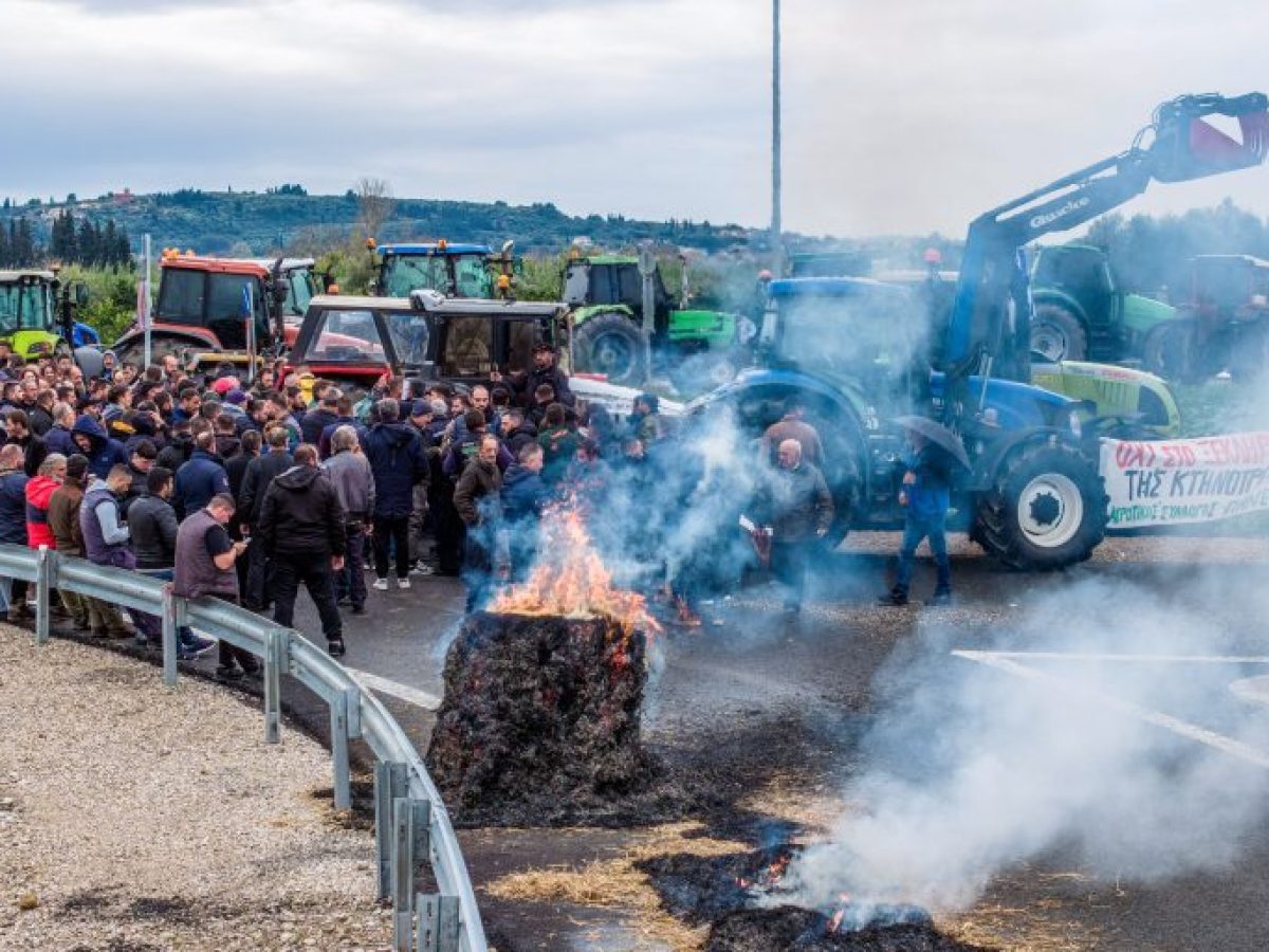 Σήμερα το κρίσιμο ραντεβού στο Μαξίμου για τα μπλόκα – Ποιος θα εκπροσωπήσει τη Δυτ. Ελλάδα – ΦΩΤΟ
