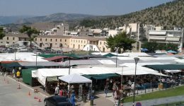 simveni-tora-prosexte-pou-tha