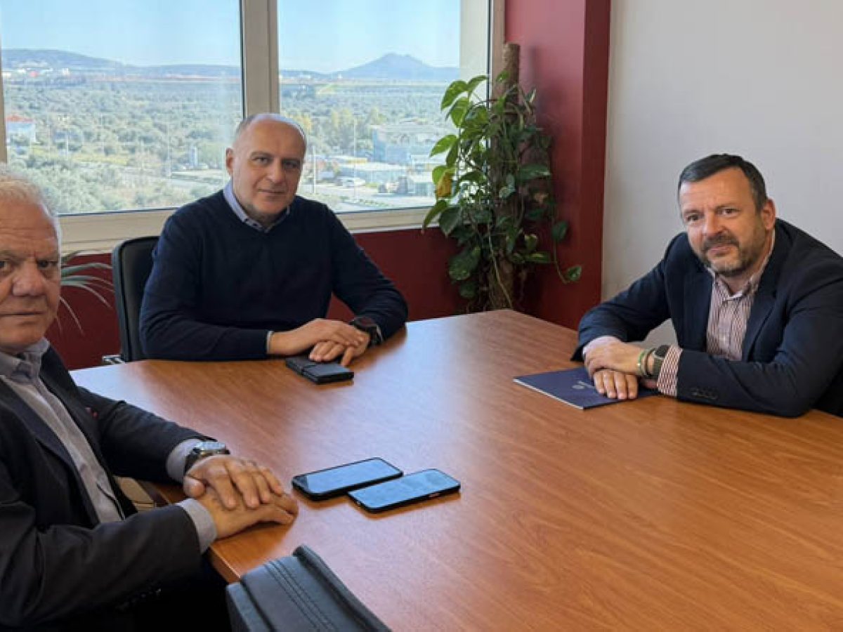 Συνάντηση εργασίας για την Πολιτική Προστασία στον Δήμο Σπάτων – Αρτέμιδος