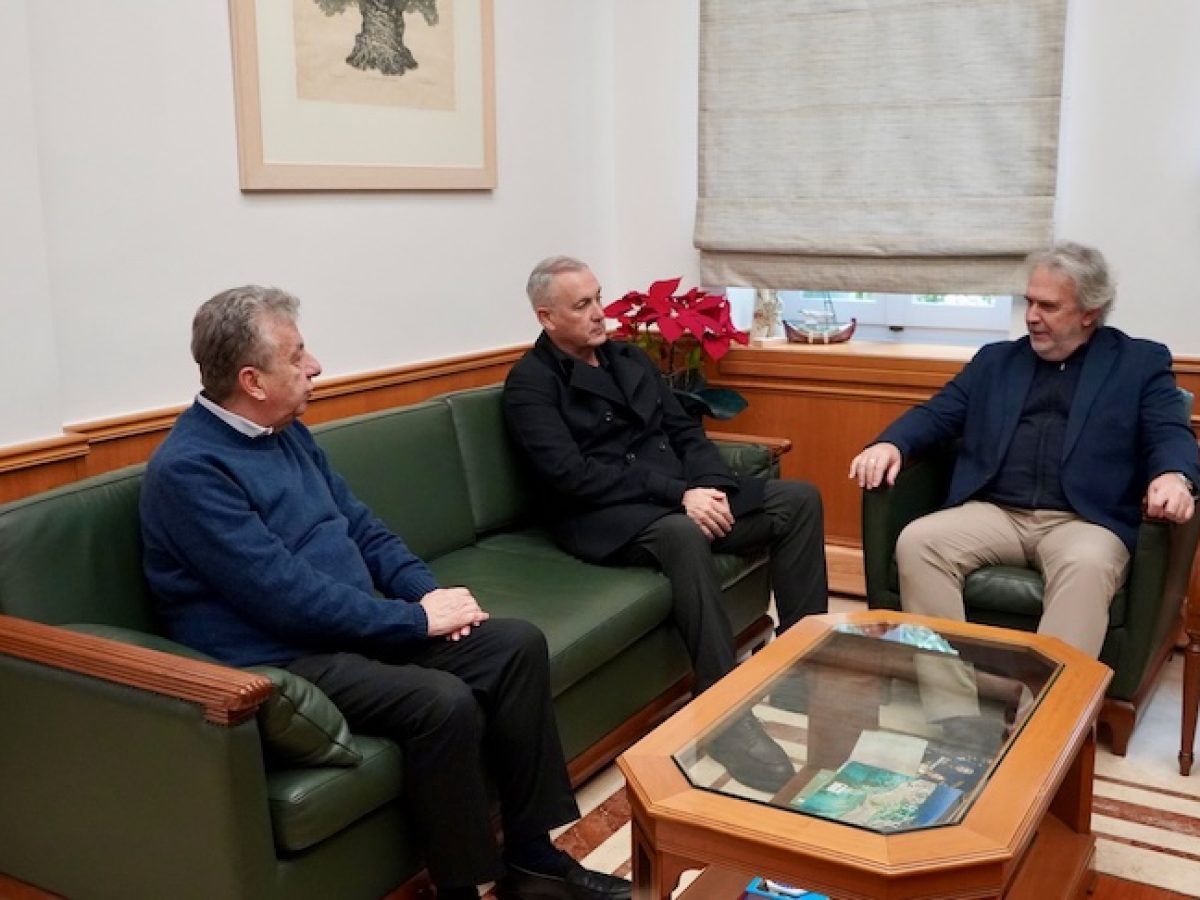 Συνάντηση Σταύρου Αρναουτάκη με τον Δήμαρχο Σητείας για τα έργα υποδομής και τον ΒΟΑΚ