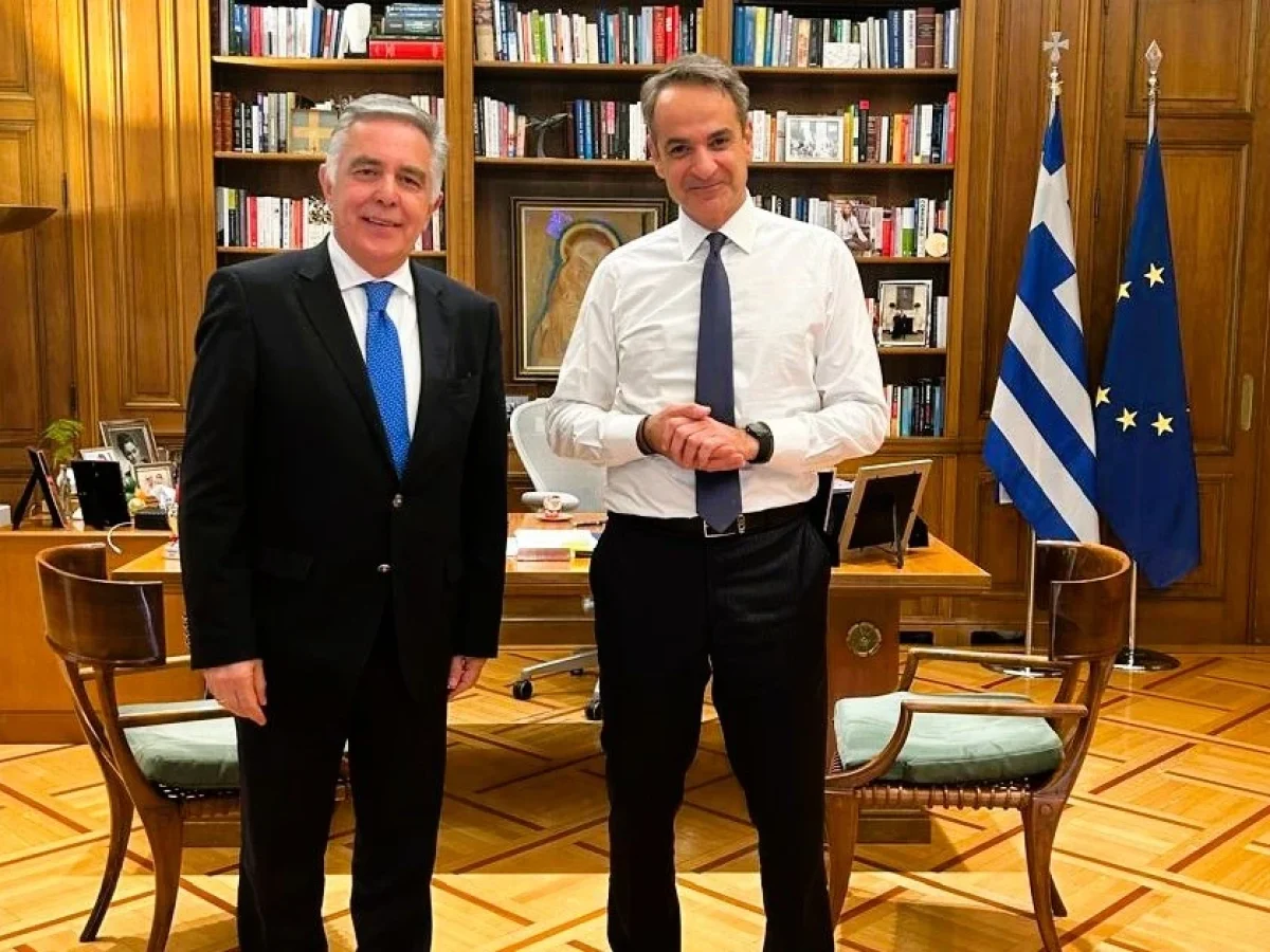 Συνάντηση στο Μέγαρο Μαξίμου του Βασίλη  Α. Υψηλάντη με τον Πρωθυπουργό Κυριάκο Μητσοτάκη