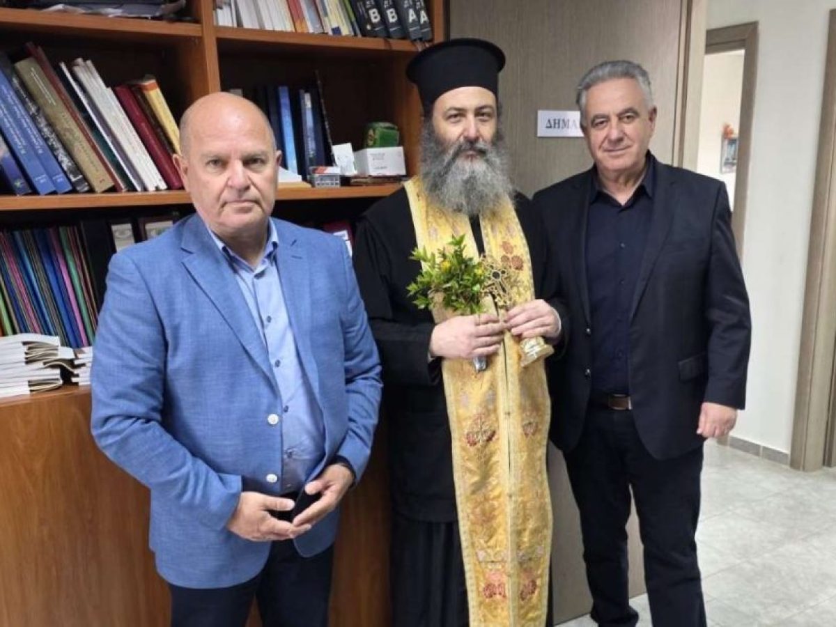 Συνάντηση Θανάση Καββαδά με τη Δημοτική Αρχή Μεγανησίου για τη χρηματοδότηση και υλοποίηση έργων στο νησί