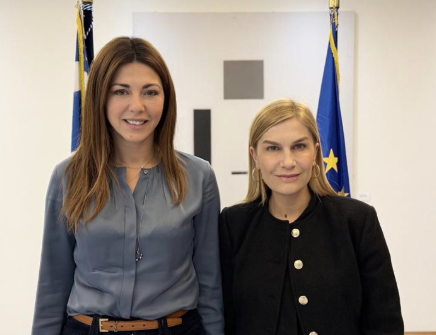 sinantisi-tis-ifipourgou-metanastefsis-ke