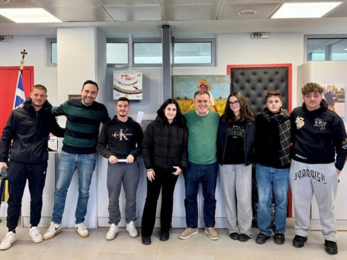 Συνάντηση του Δημάρχου Παλλήνης με το 15μελές Συμβούλιο του 1ου Γενικού Λυκείου Παλλήνης – anattica