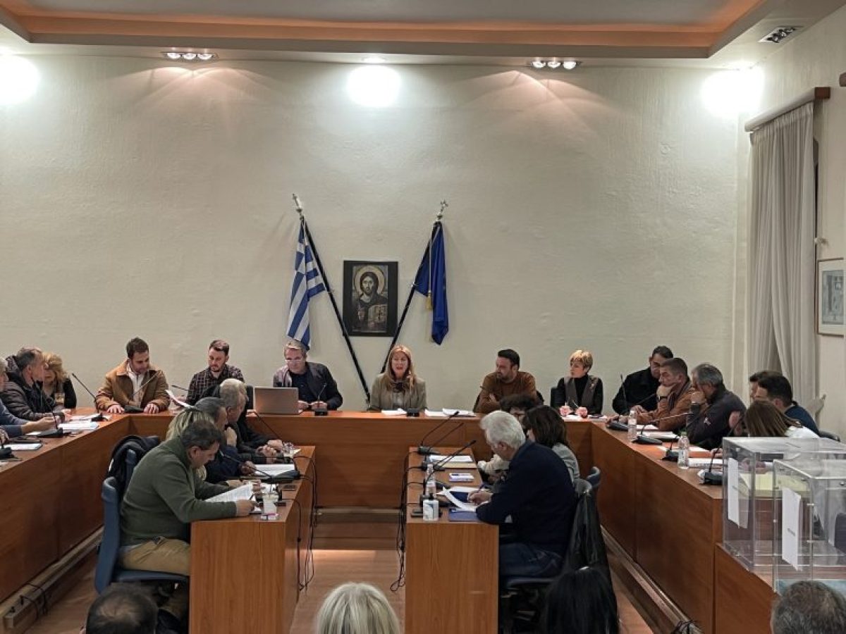 Συνεδριάζει το Δημοτικό Συμβούλιο Πολυγύρου στις 28 Ιανουαρίου – Στο επίκεντρο οι ανεμογεννήτριες και κρίσιμα θέματα του Δήμου