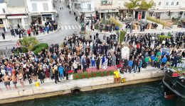 siros-o-lampros-agiasmos-ton