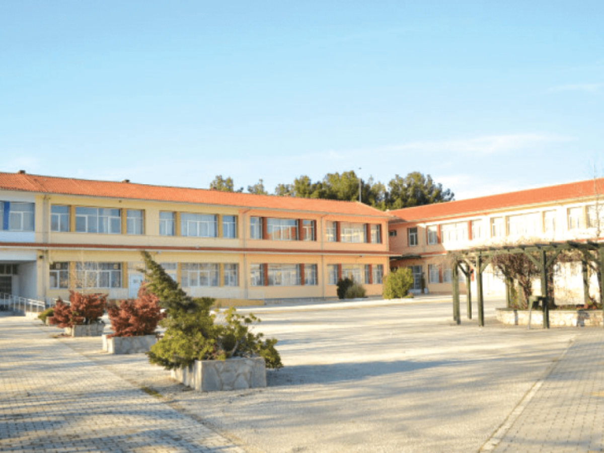 Συζήτηση με τον Ευάγγελο Μεϊμαράκη είχαν χθες οι μαθητές του ΓΕΛ Δοξάτου