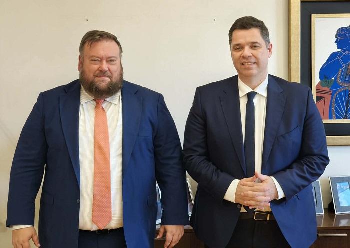 sp.-kiriΑkis-sinantisi-sinergasias-gia