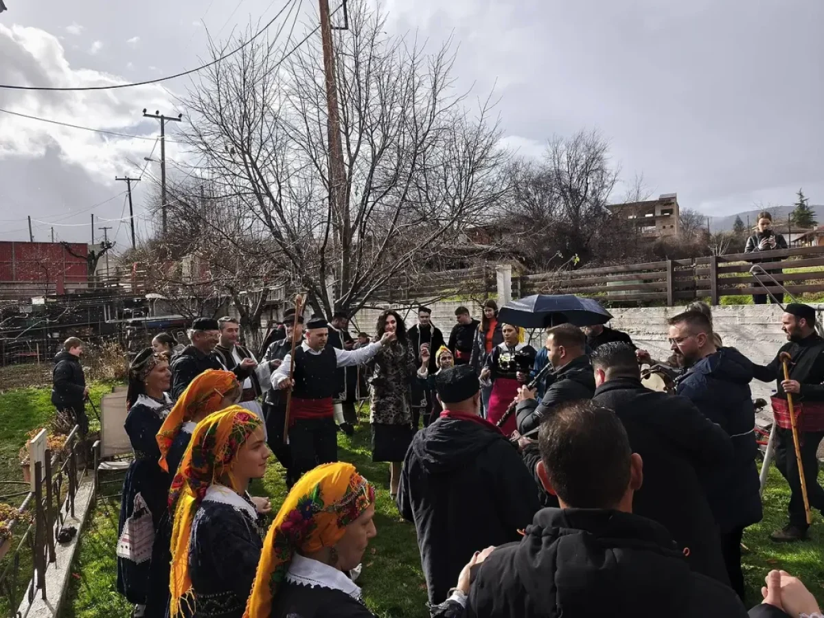 «Σπίτι χωρίς Γιάννη…»: Το έθιμο της «Ημέρας Αγάπης» στη Λευκοπηγή Κοζάνης