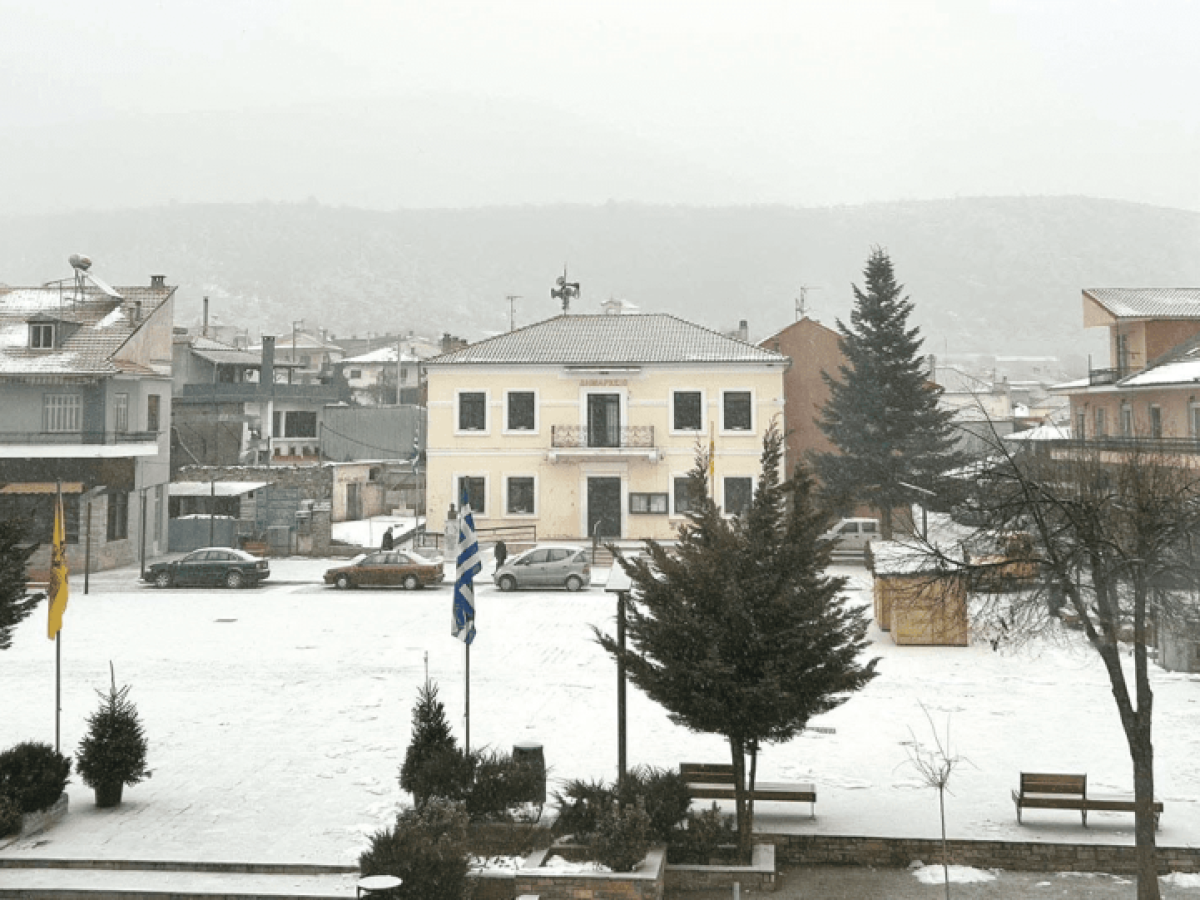 Στα λευκά χθες το Νευροκόπι