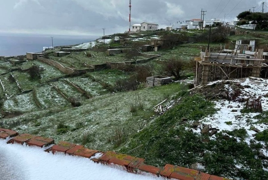sta-lefka-ntithikan-tinos-ke