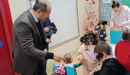 sta-nipiagogia-o-dimarchos-1