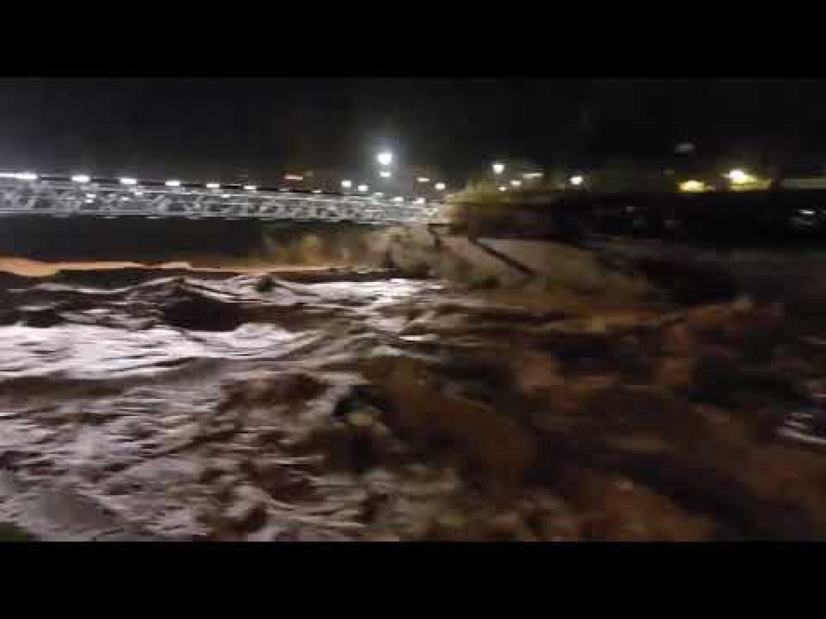 Στα όριά του το Μεγάλο Ρέμα Ραφήνας – Ηχησε το 112 – Προληπτική απομάκρυνση πολιτών από σπίτια – φωτογραφίες RPN.GR