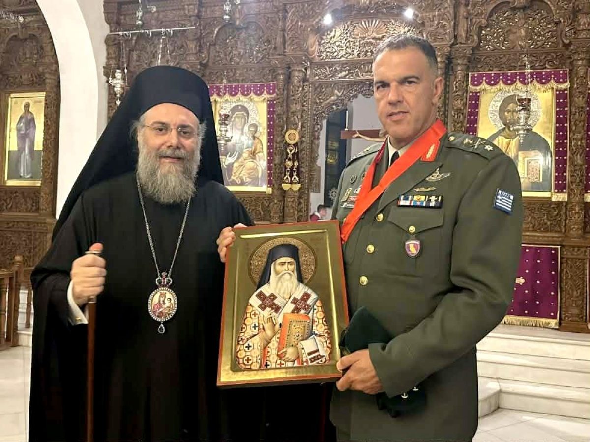 Στα Τρίκαλα υποδέχθηκαν τον άνθρωπο που πρόσφερε πολλά στις πλημμύρες