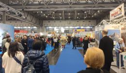 sti-diethni-ekthesi-tourismou-tis